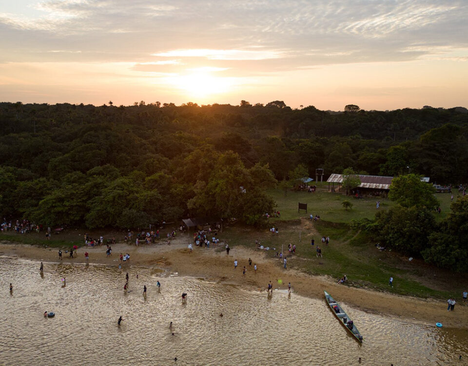 Laguna San Vicente, consigue tus pasajes de bus de Puerto Rico a Bogotá con Flota La Macarena